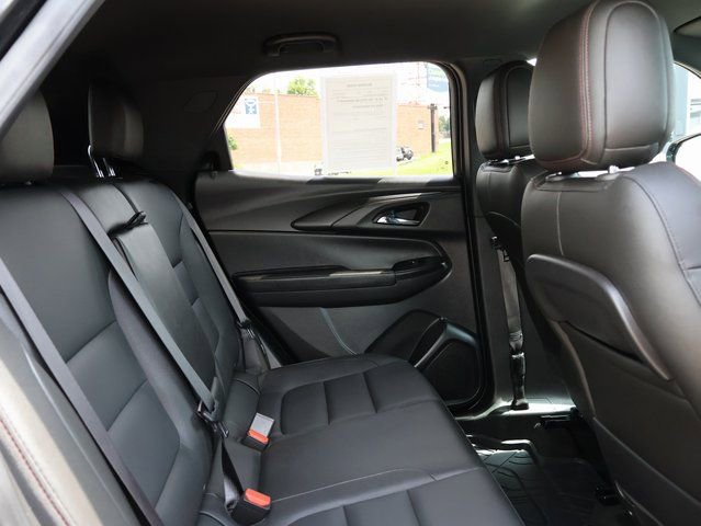 Used 2024 Chevrolet TrailBlazer RS w/ Driver Confidence Package FWD image 12