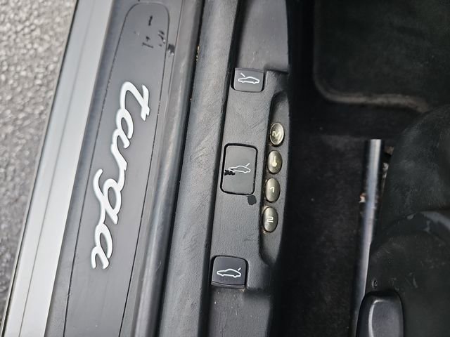 Used 2003 Porsche 911 Targa image 28