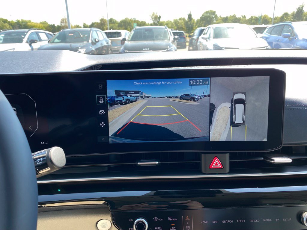 New 2026 Kia Carnival SX Prestige FWD image 17