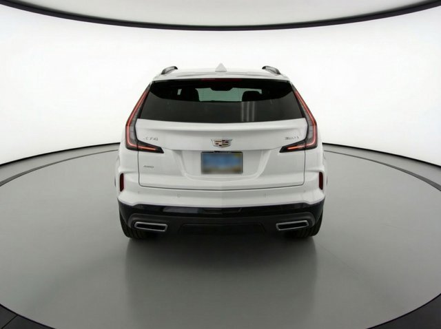 Certified 2024 Cadillac XT4 Sport image 3
