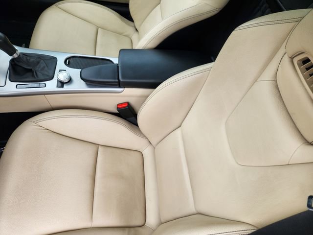 Used 2014 Mercedes-Benz SLK 250 image 8
