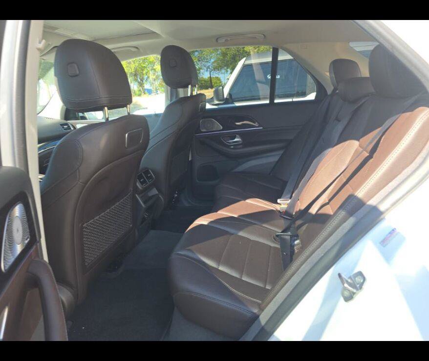 Used 2020 Mercedes-Benz GLE 350 4MATIC w/ Premium Package image 7