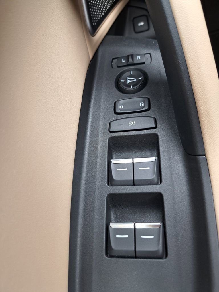 Used 2025 Acura TLX w/ Technology Package image 15