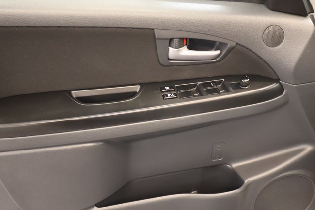 Used 2008 Suzuki SX4 AWD Hatchback image 9