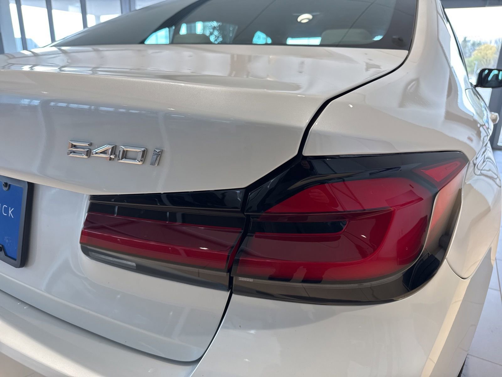 Used 2023 BMW 540i xDrive w/ Premium Package AWD/4WD image 9