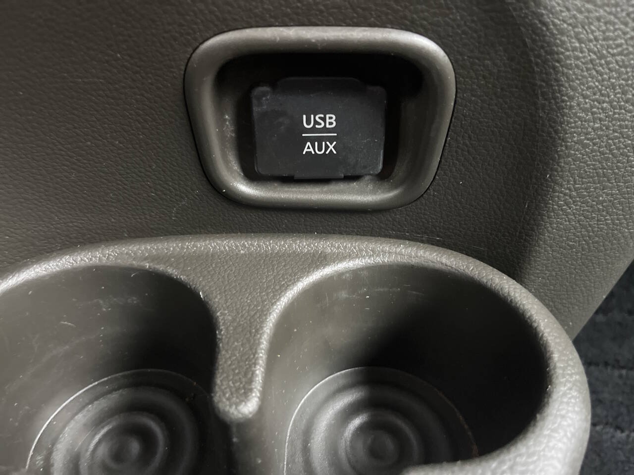 Used 2014 Nissan Cube 1.8 SL w/ SL Preferred Package FWD image 24