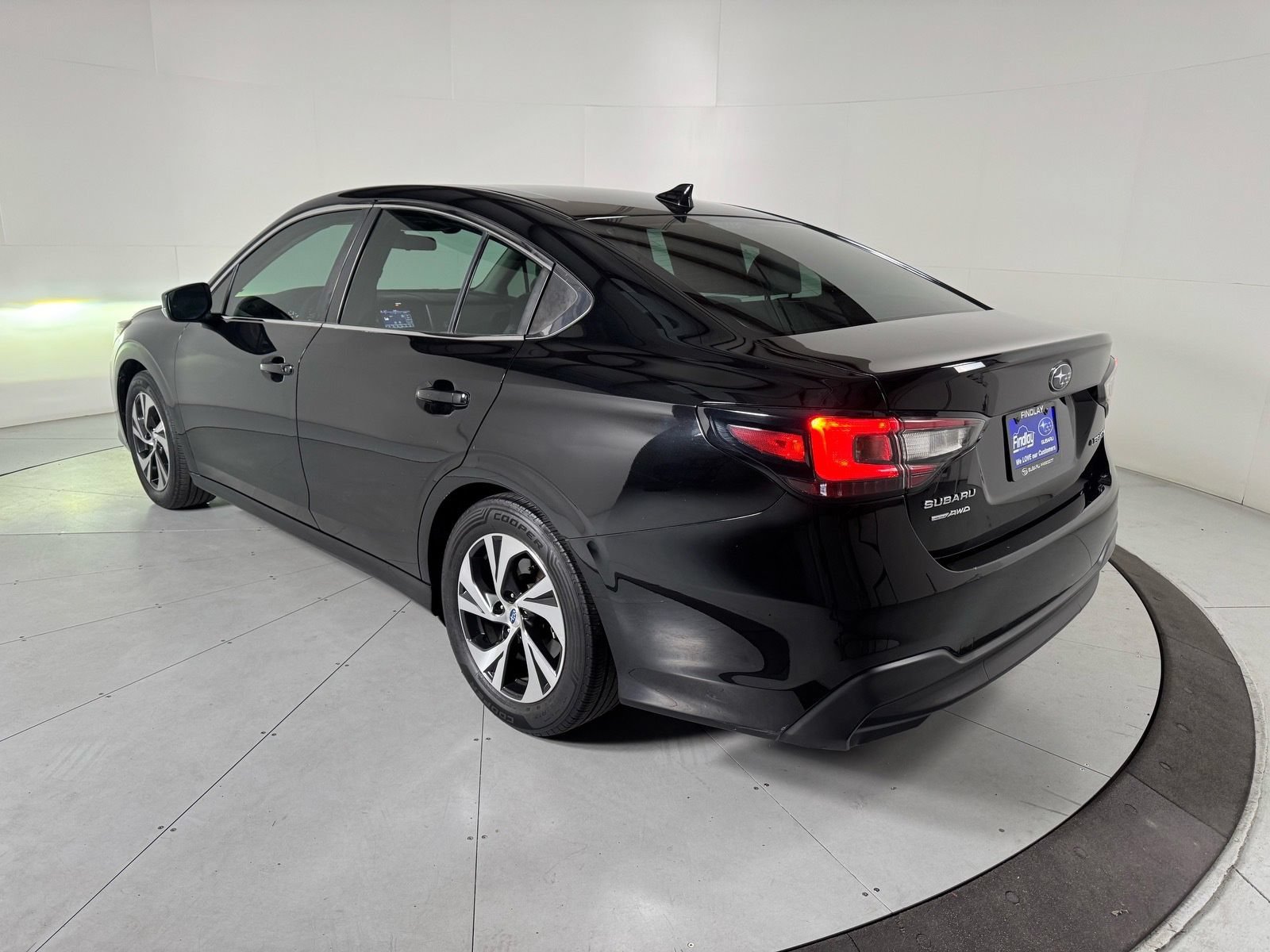 Used 2020 Subaru Legacy w/ Alloy Wheel Package AWD/4WD image 3