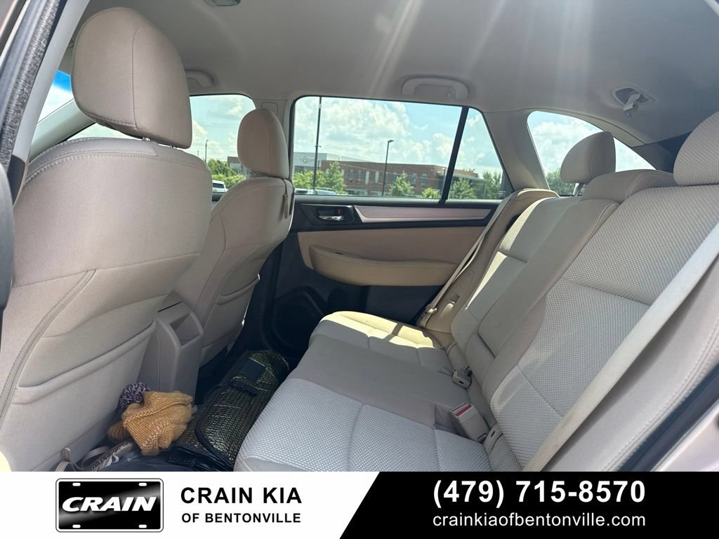 Used 2016 Subaru Outback 2.5i Premium AWD/4WD image 16