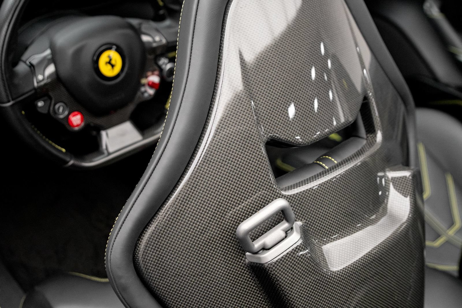 Used 2017 Ferrari 488 Spider RWD image 28