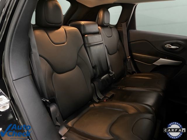 Used 2017 Jeep Cherokee Overland w/ Technology Group image 73