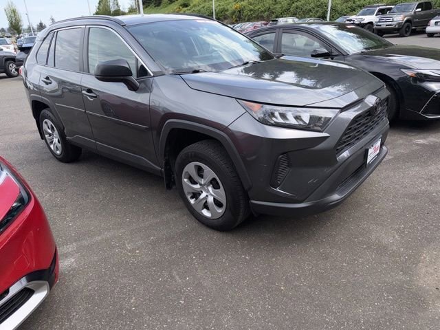 Used 2021 Toyota RAV4 LE AWD/4WD image 5