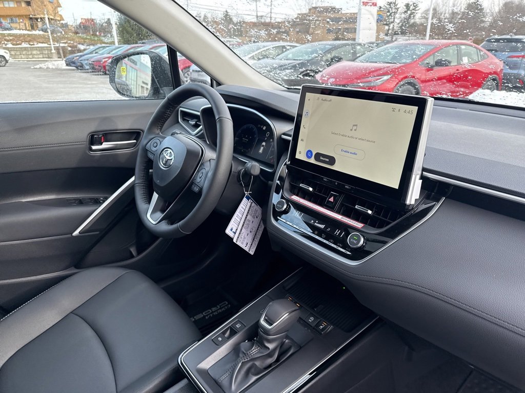 New 2026 Toyota Corolla Cross XLE image 5