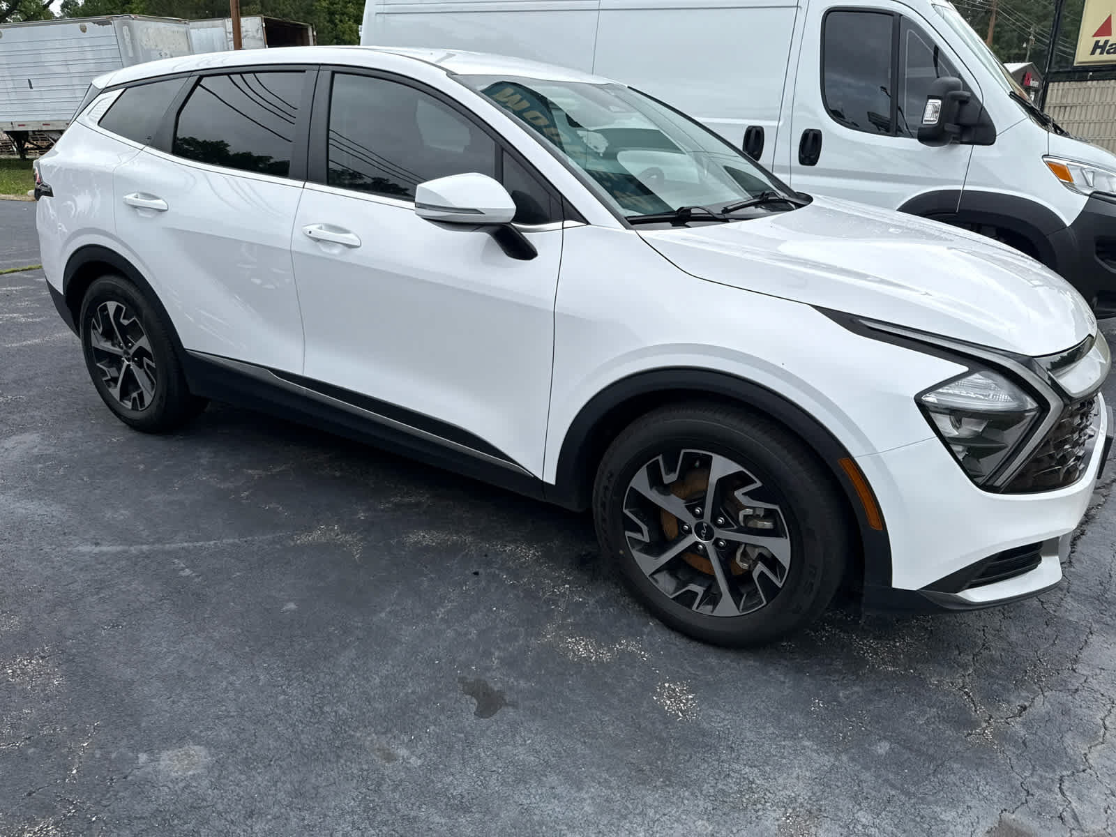 Used 2023 Kia Sportage EX FWD image 28