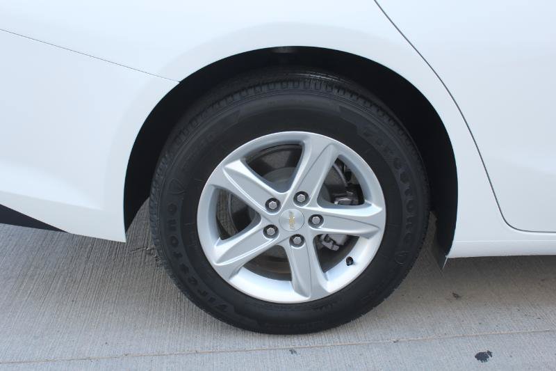 Used 2024 Chevrolet Malibu LS FWD image 32