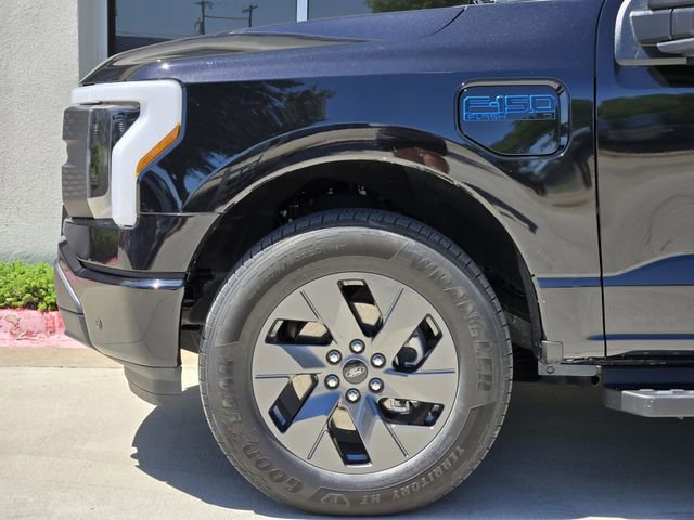 Used 2024 Ford F150 Lightning Flash image 8
