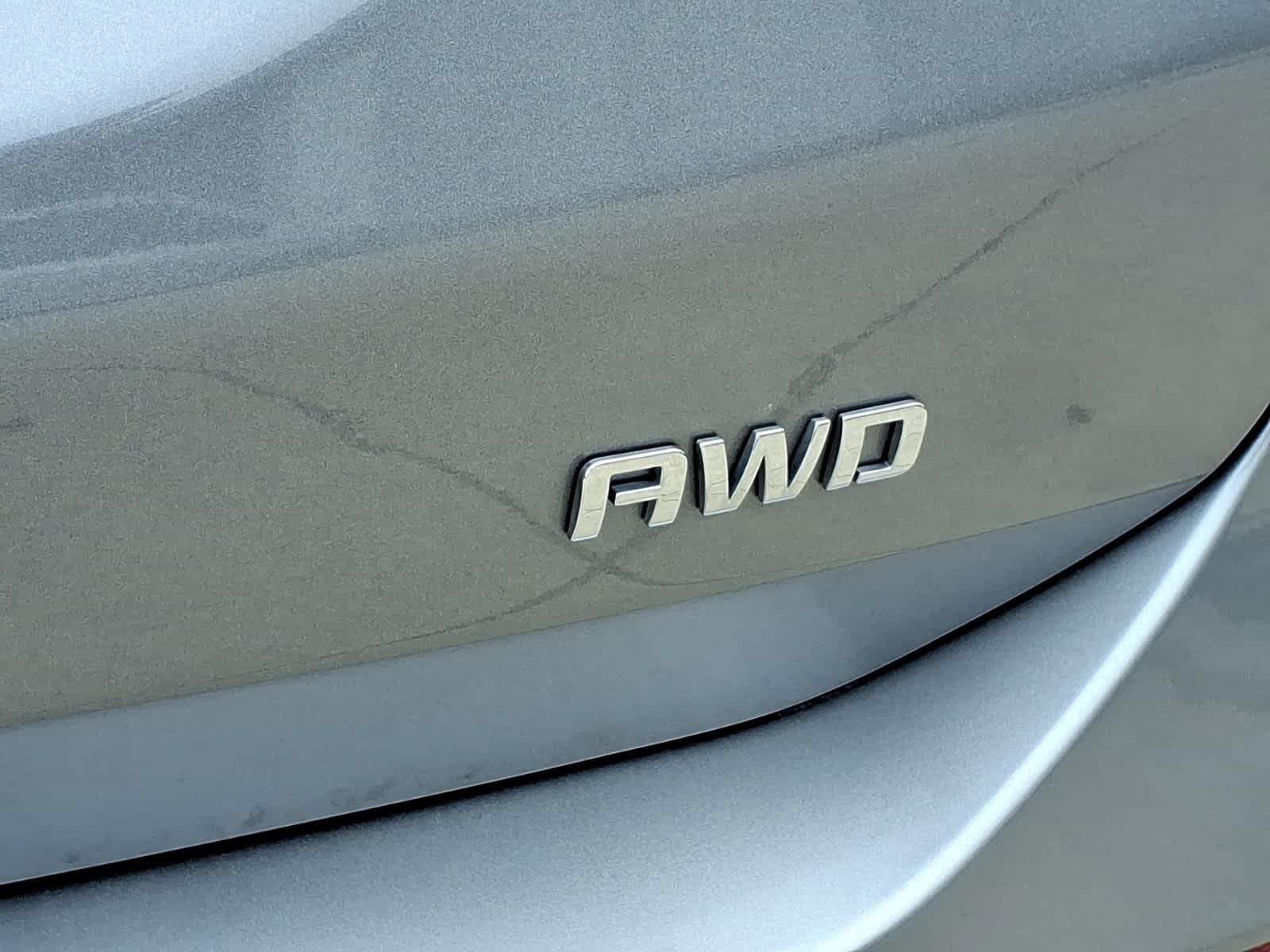 Used 2023 Chevrolet Equinox LS AWD/4WD image 8