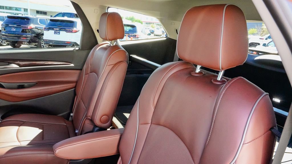 Used 2020 Buick Enclave Avenir w/ Avenir Technology Package image 14