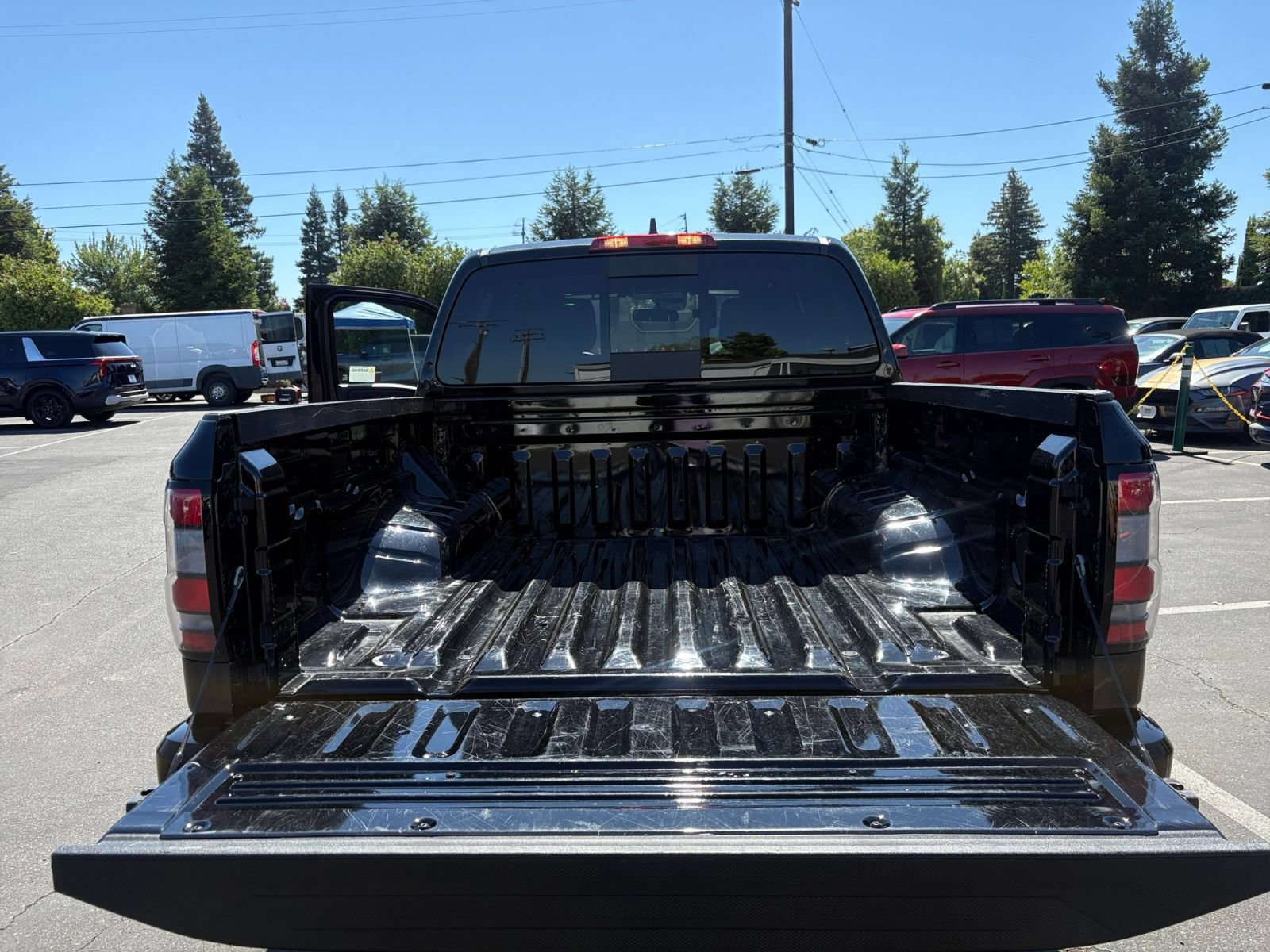 Used 2026 Nissan Frontier PRO-4X AWD/4WD image 31