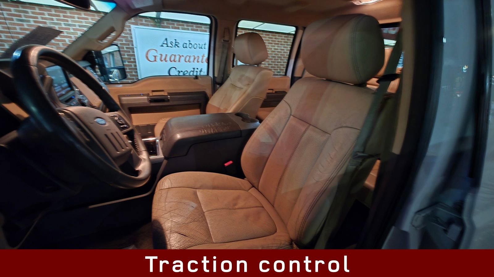 Used 2015 Ford F250 Lariat w/ Lariat Interior Package image 13