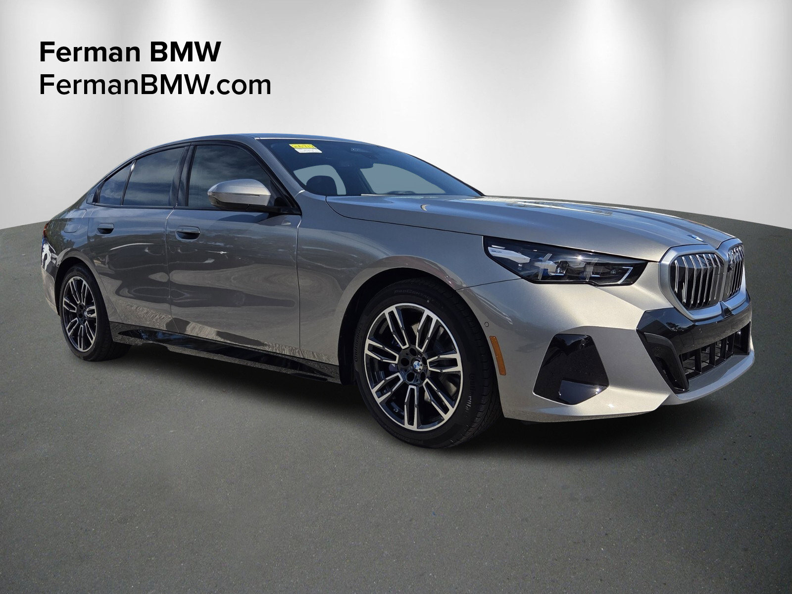 Used 2026 BMW 530i w/ M Sport Package image 1