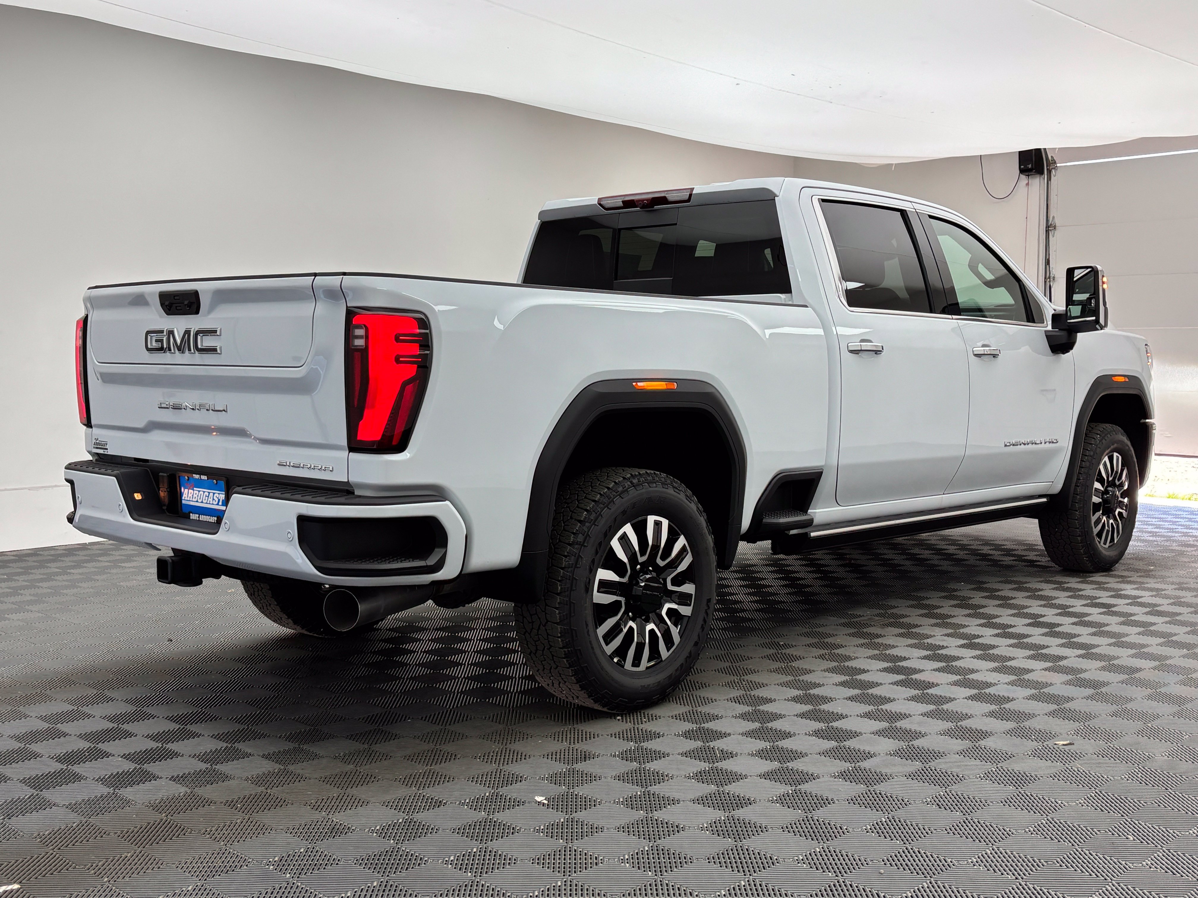 New 2026 GMC Sierra 2500 Denali Ultimate AWD/4WD image 10