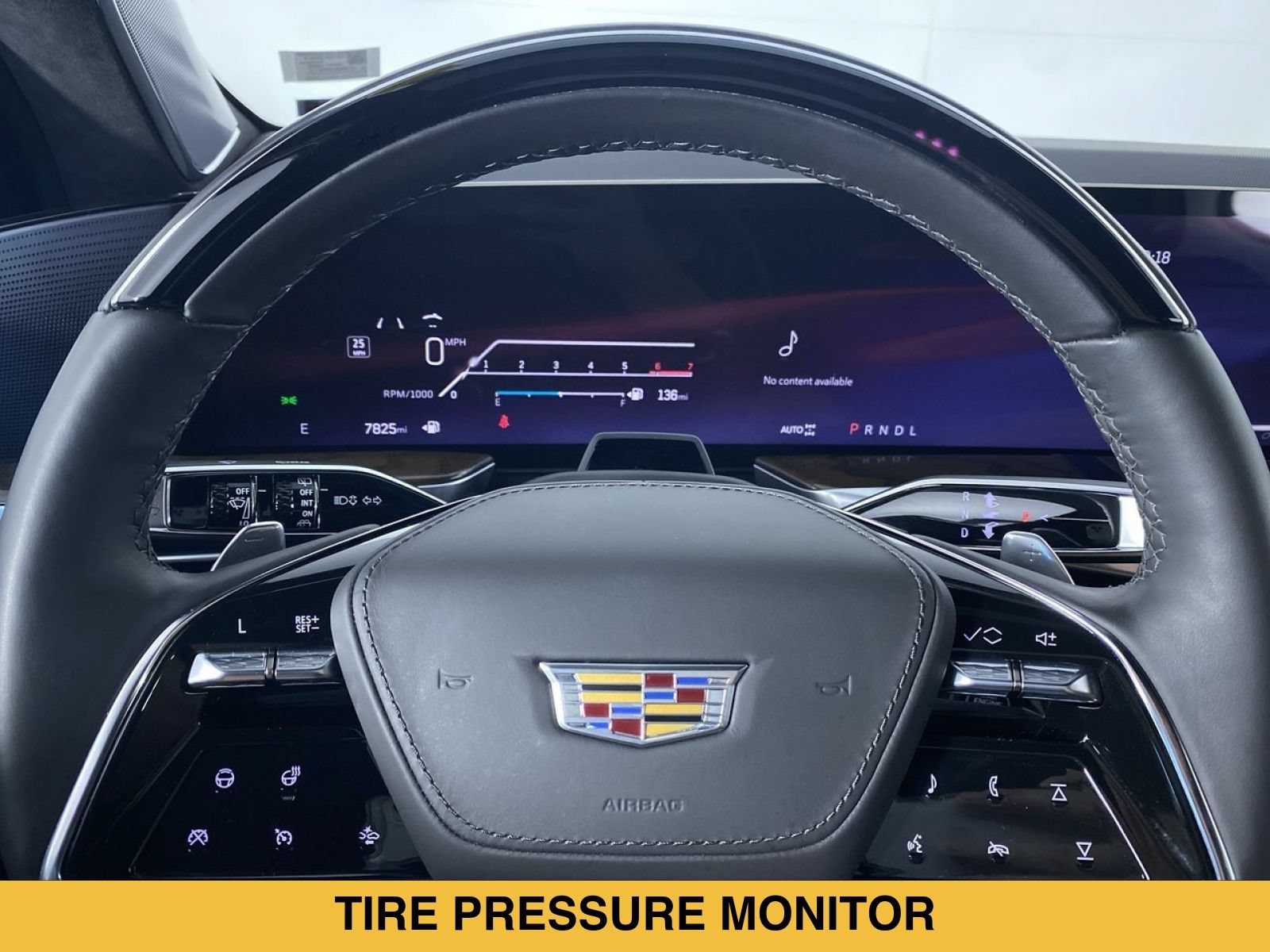 Certified 2025 Cadillac Escalade Sport Platinum w/ LPO, ONYX Package AWD/4WD image 3