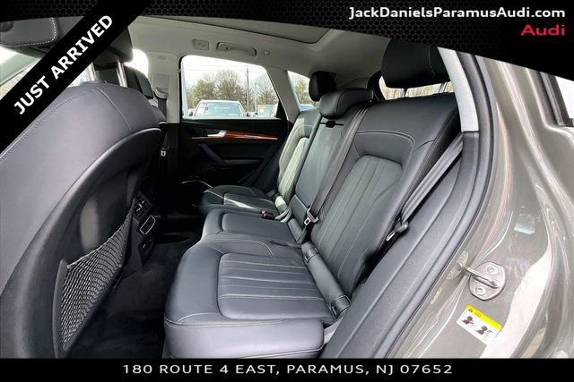 Used 2023 Audi Q5 2.0T Premium w/ Convenience Package image 18