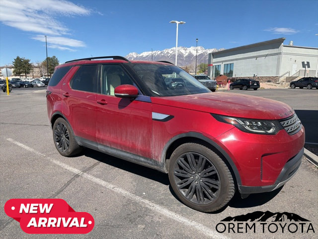 Used 2017 Land Rover Discovery HSE image 19