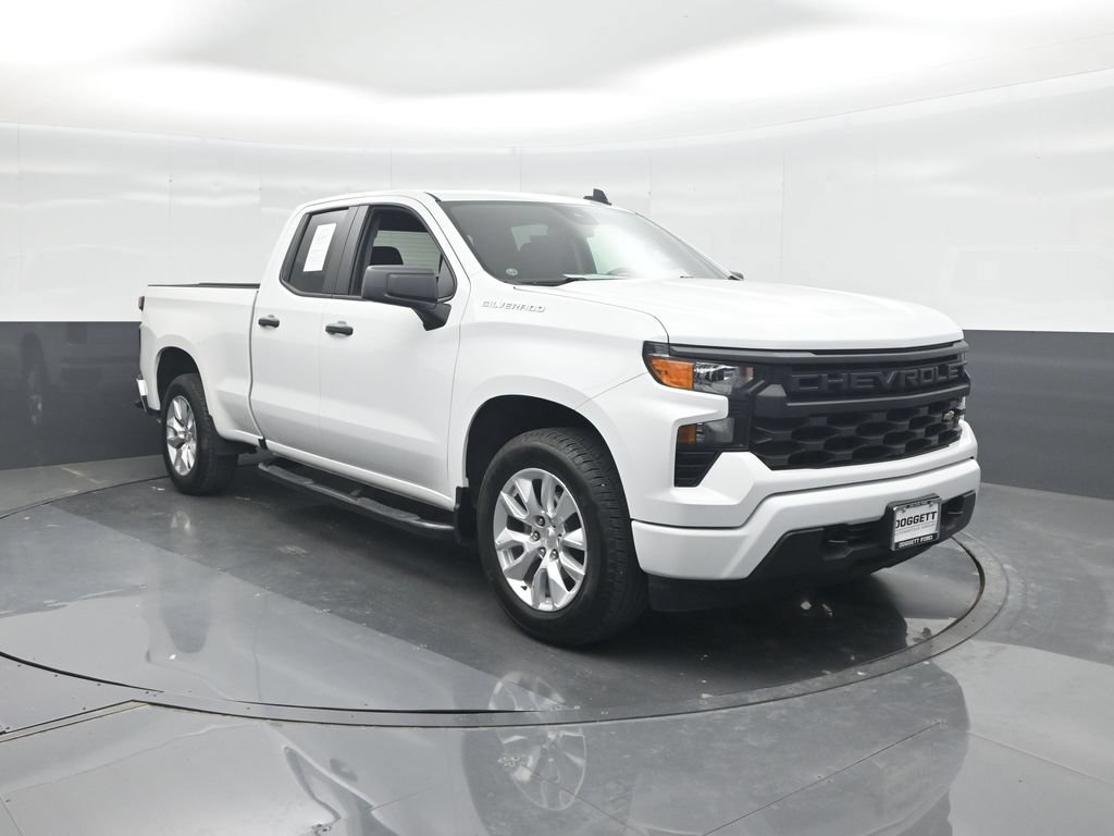 Used 2024 Chevrolet Silverado 1500 Custom RWD image 8