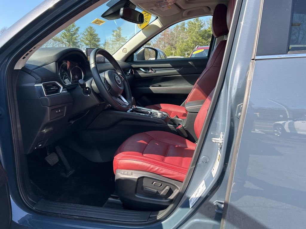 Used 2023 MAZDA CX-5 Carbon Edition image 14