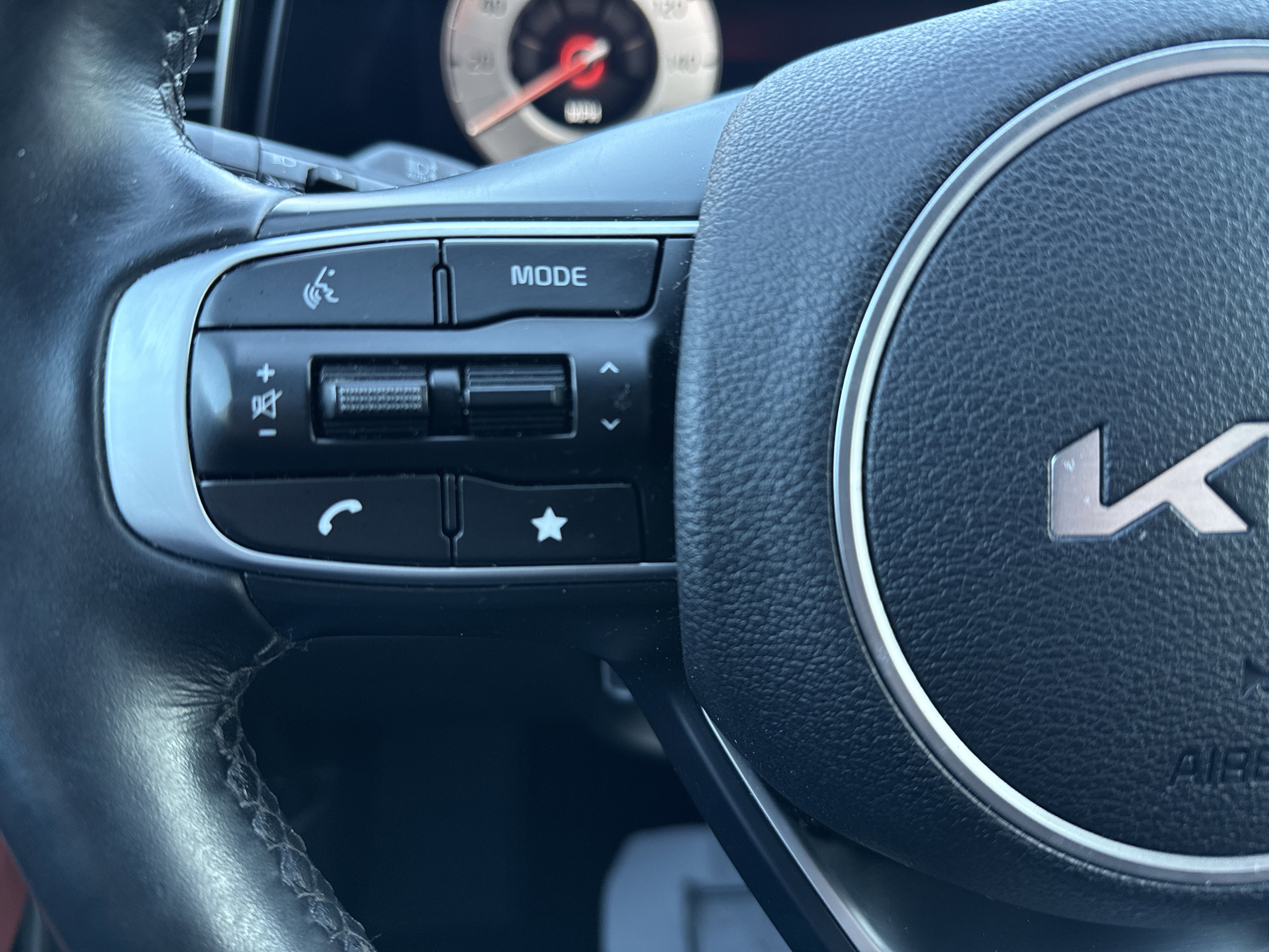 Certified 2024 Kia Sportage SX image 18