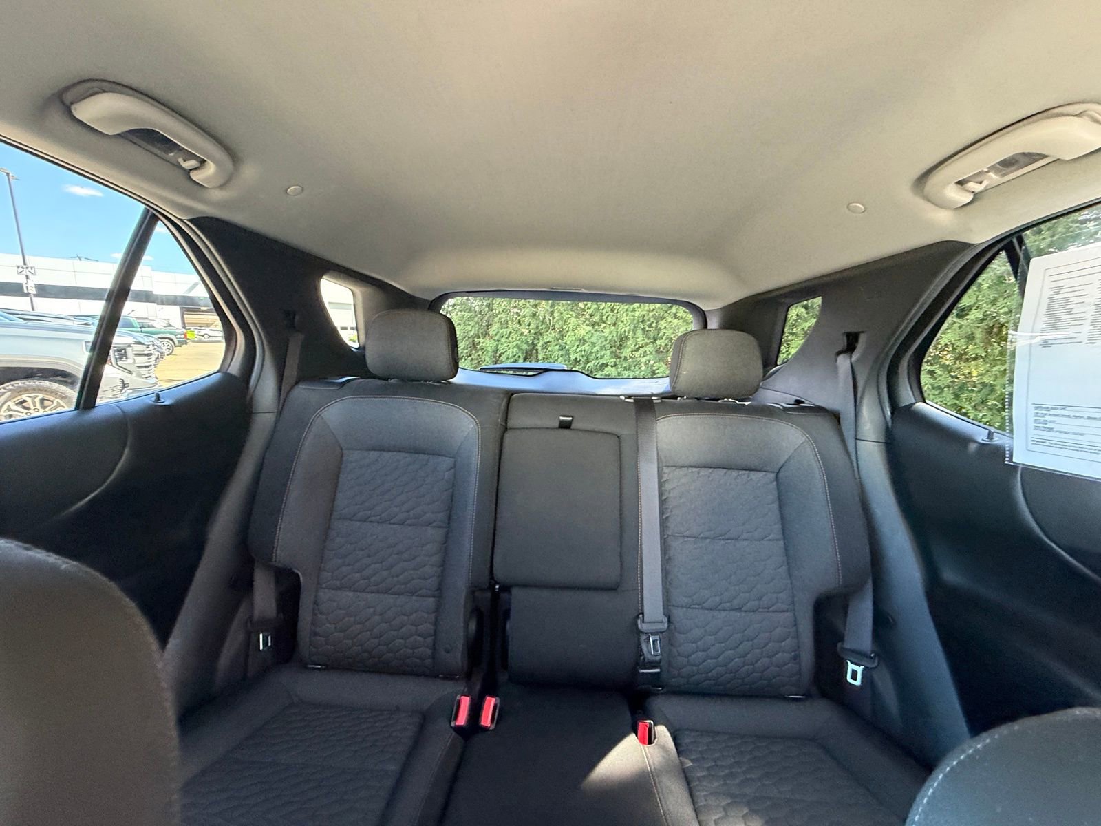 Used 2019 Chevrolet Equinox LT image 3