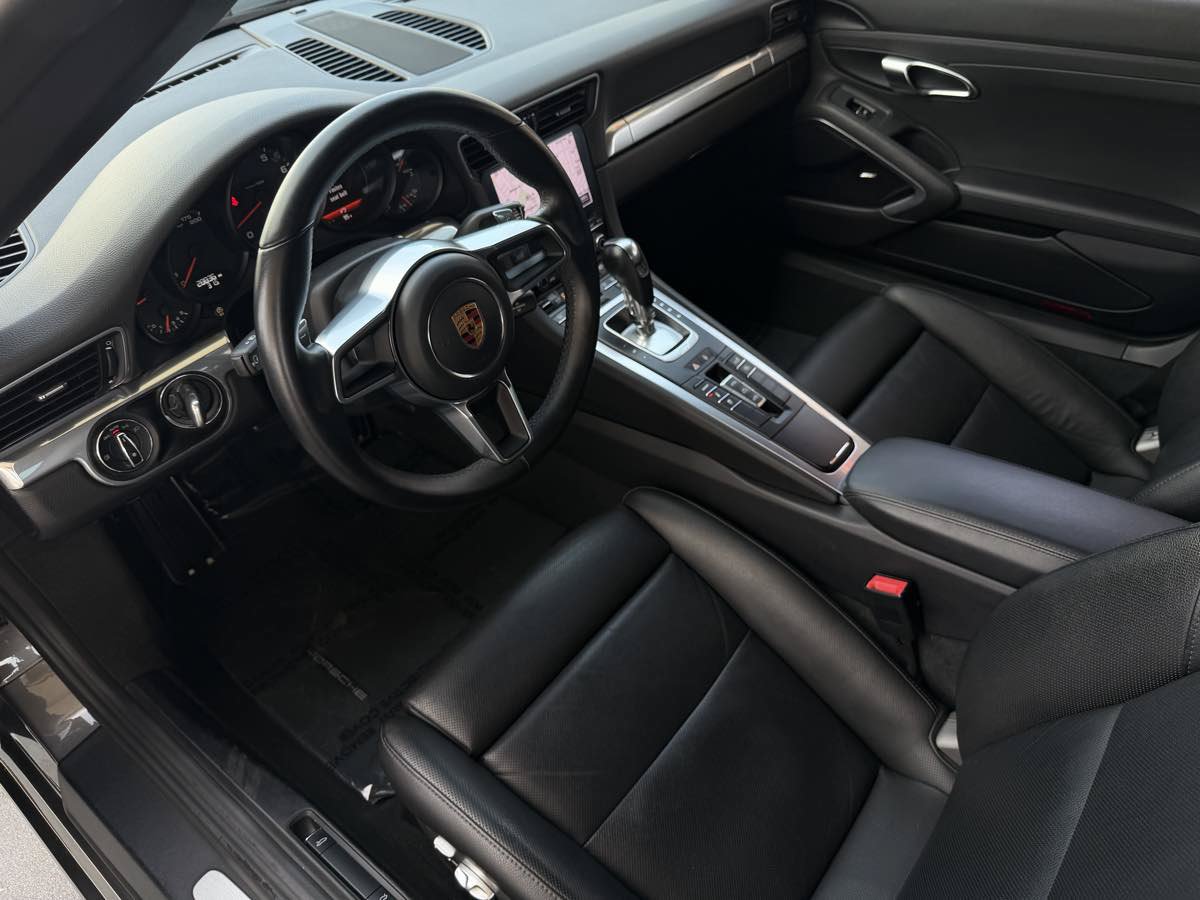 Used 2019 Porsche 911 Carrera RWD image 21