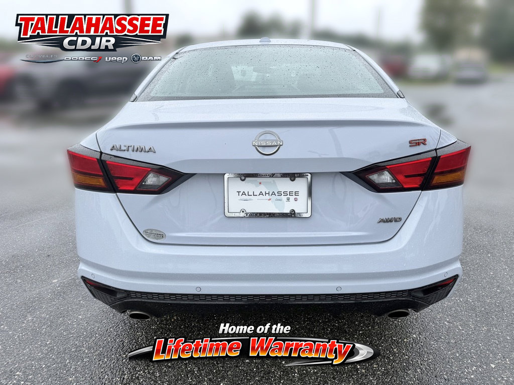 Used 2024 Nissan Altima 2.5 SR AWD/4WD image 4