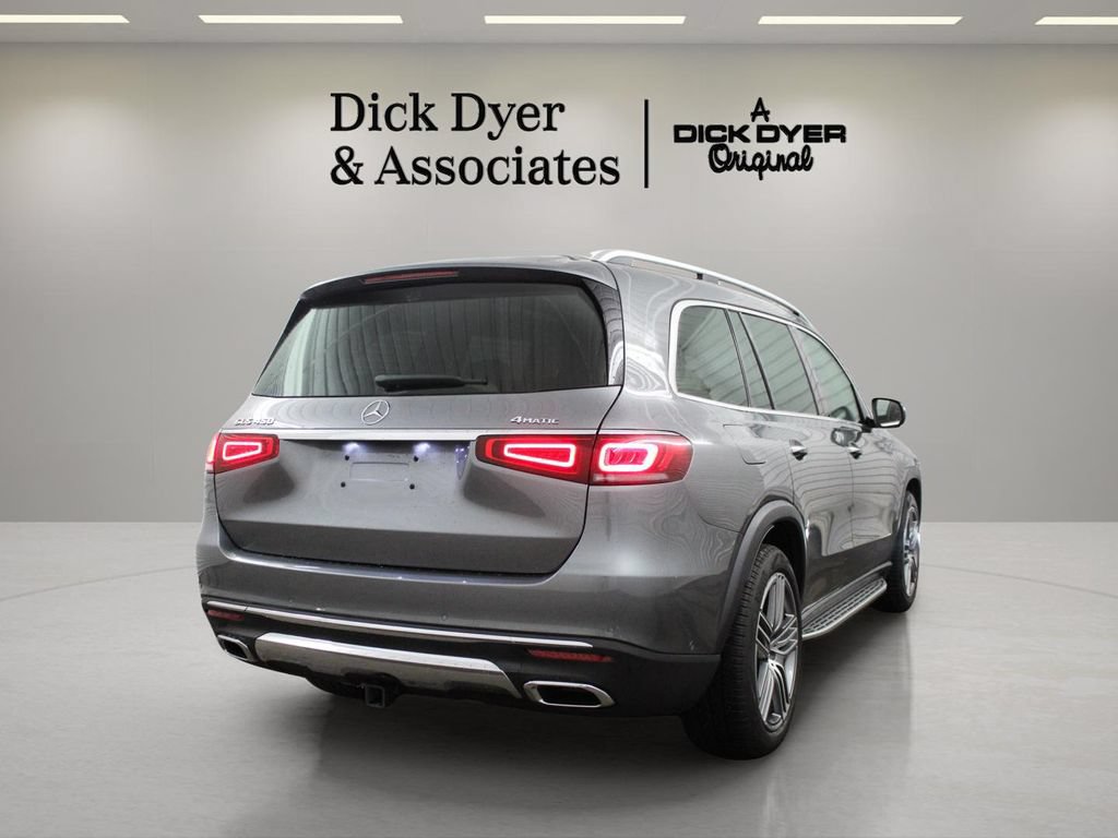 Used 2023 Mercedes-Benz GLS 450 4MATIC image 11