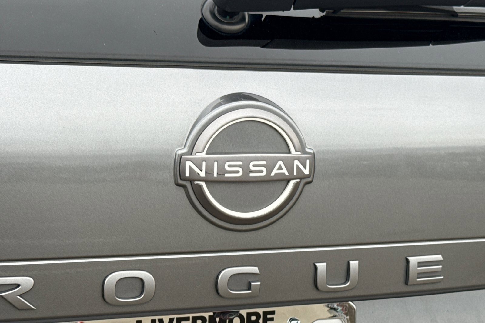 Used 2024 Nissan Rogue SV image 49