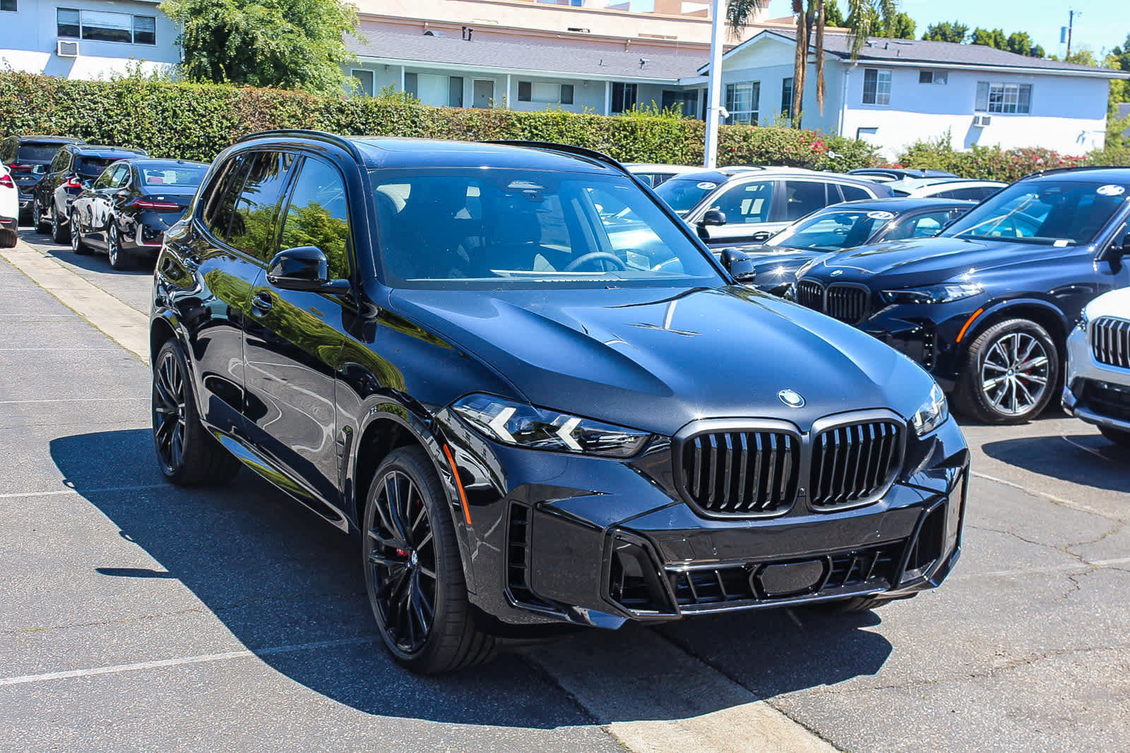 New 2026 BMW X5 sDrive40i w/ M Sport Package RWD image 3