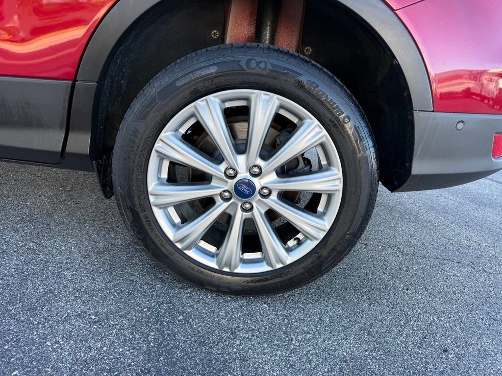Certified 2018 Ford Escape Titanium AWD/4WD image 31