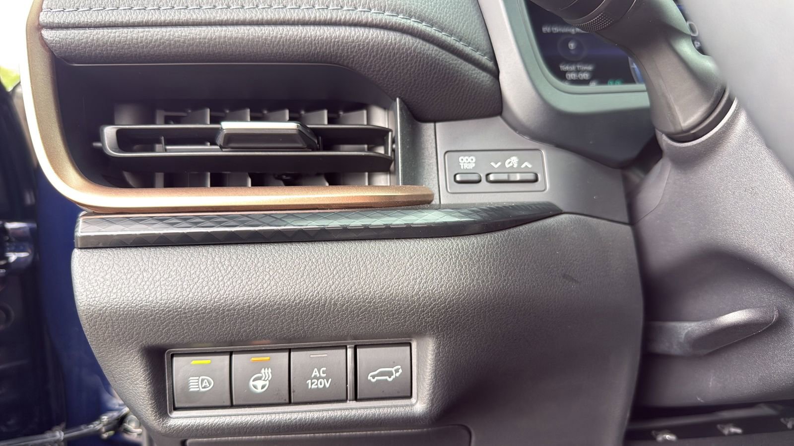 Used 2025 Toyota Grand Highlander AWD Hybrid image 17