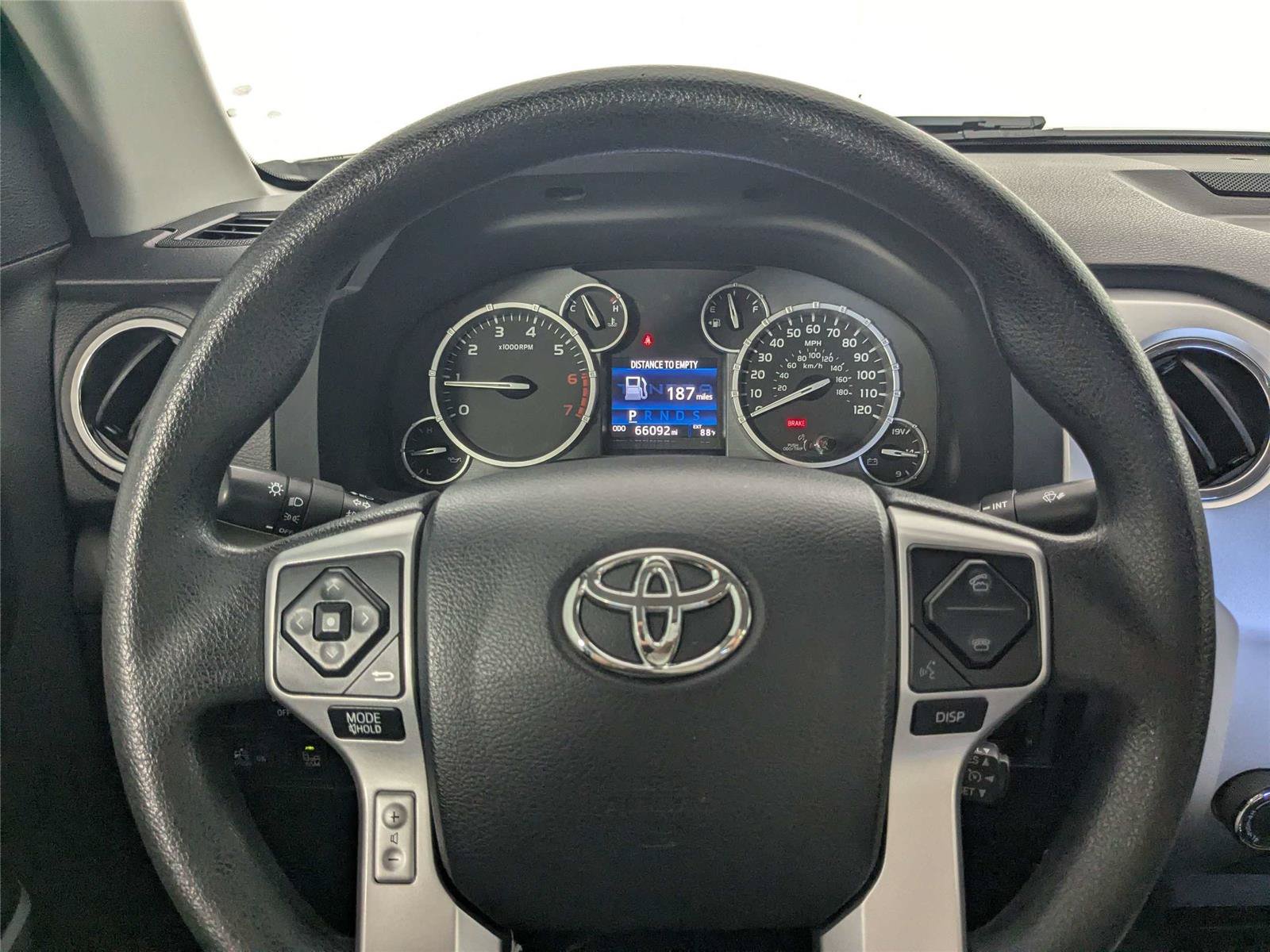 Used 2017 Toyota Tundra SR5 w/ SR5 Upgrade Package AWD/4WD image 15