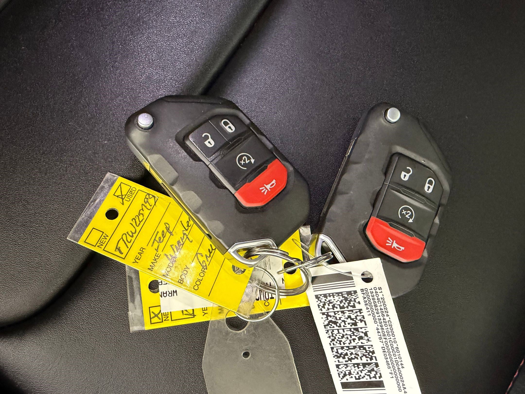 Used 2024 Jeep Wrangler Unlimited Rubicon AWD/4WD image 29
