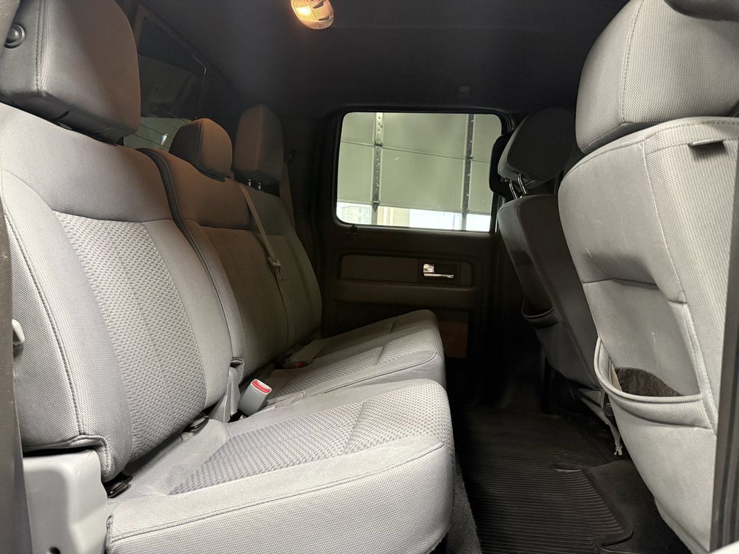 Used 2014 Ford F150 XLT w/ Equipment Group 302A Luxury AWD/4WD image 19