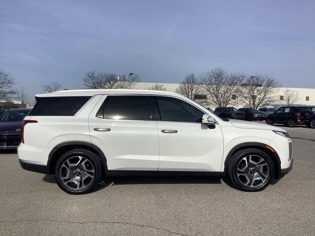 Used 2023 Hyundai Palisade SEL w/ Cargo Package image 4