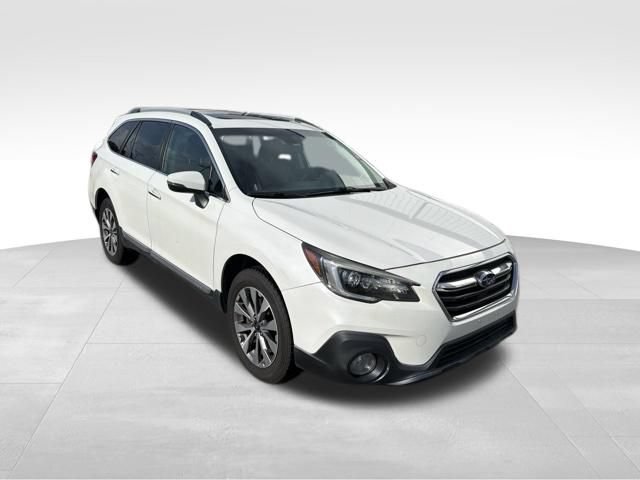 Used 2018 Subaru Outback 3.6R Touring AWD/4WD image 1