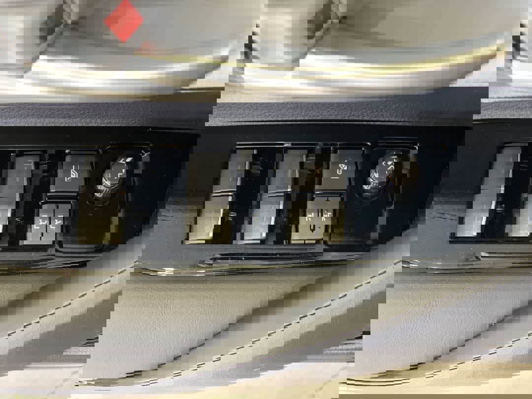 New 2026 Toyota Corolla SE image 16