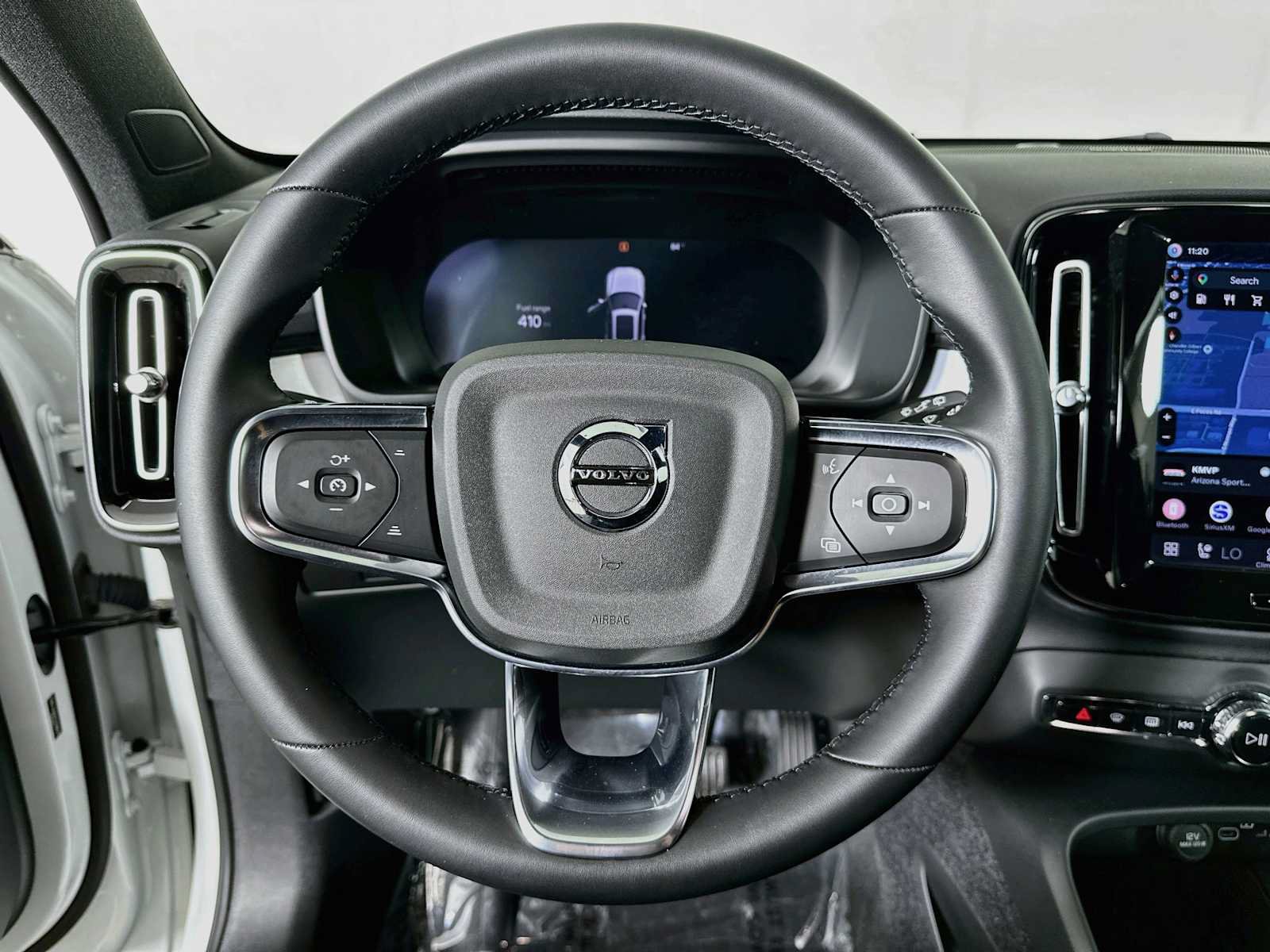 Used 2026 Volvo XC40 B5 Ultra w/ Climate Package AWD/4WD image 11