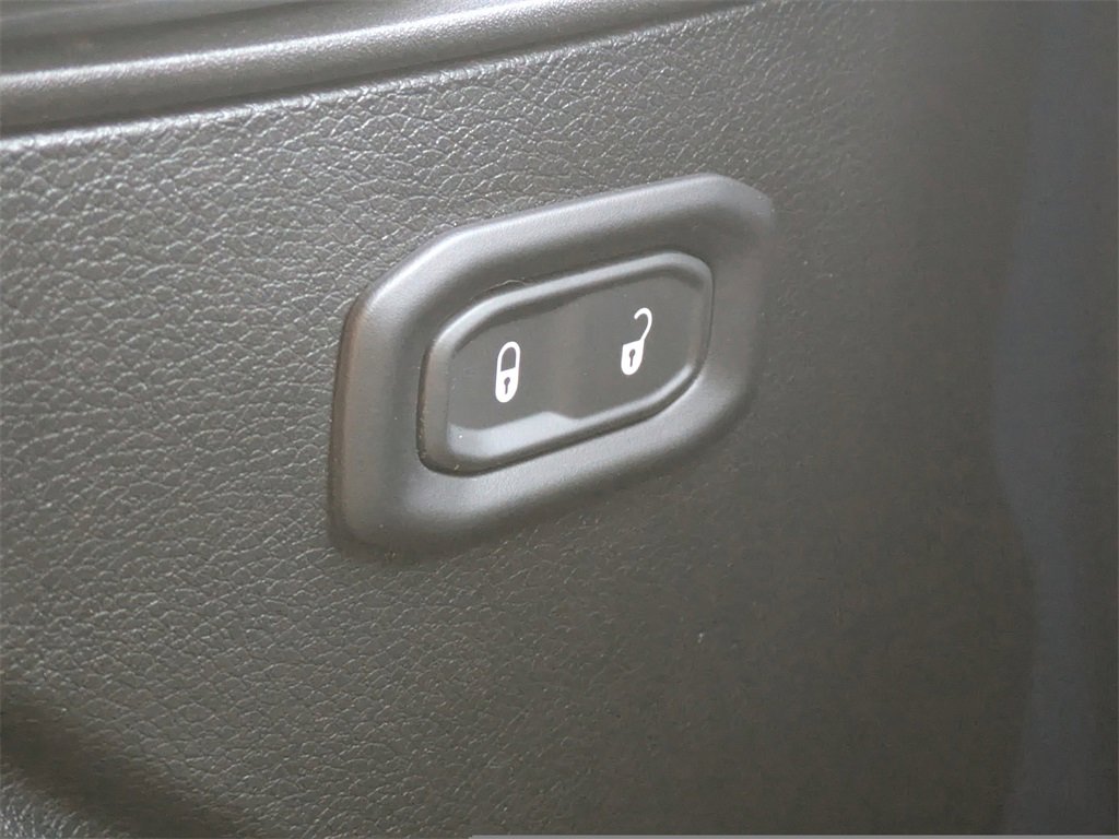 Used 2022 Jeep Wrangler Unlimited Rubicon image 24