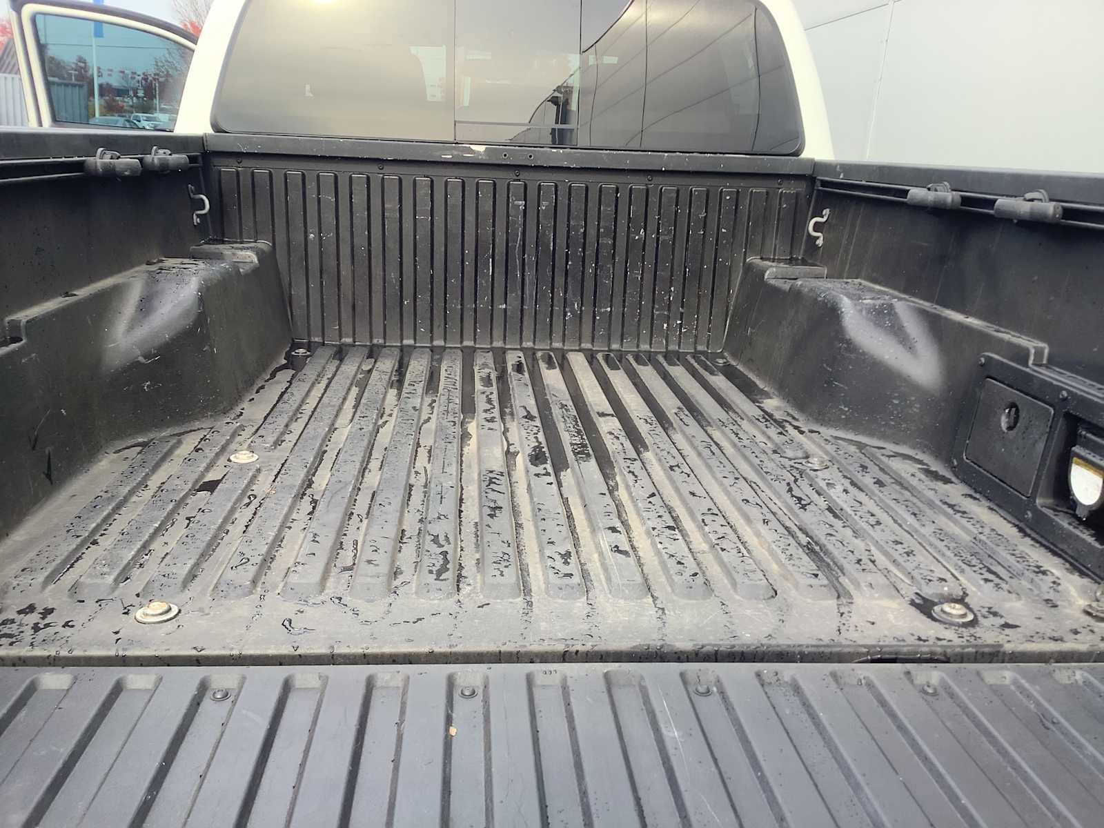 Used 2023 Toyota Tacoma TRD Off-Road image 19