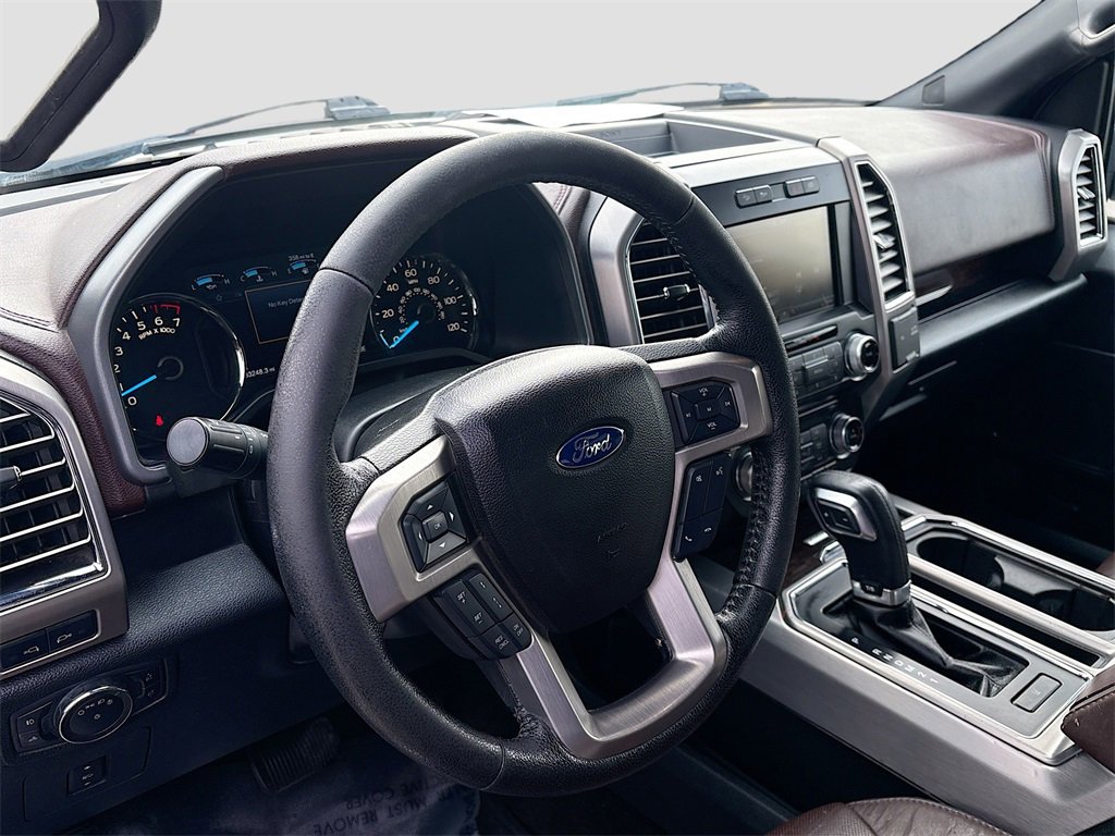 Used 2015 Ford F150 Platinum w/ Equipment Group 701A Luxury image 9