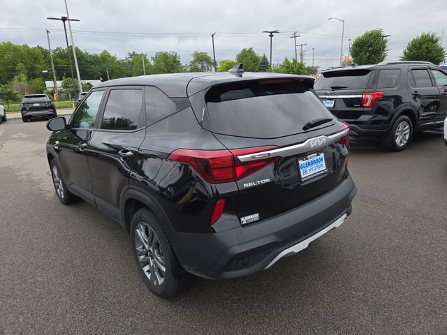 Used 2023 Kia Seltos LX AWD/4WD image 8